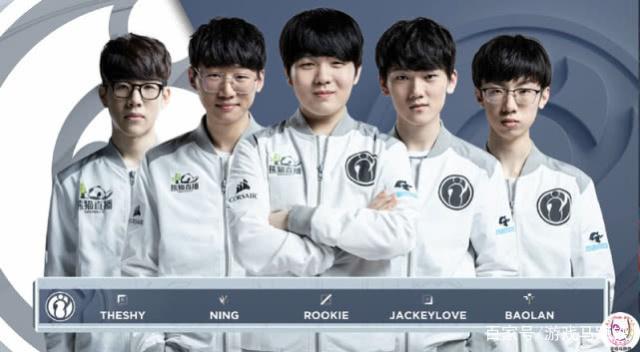 前锋以其出 前锋以其出