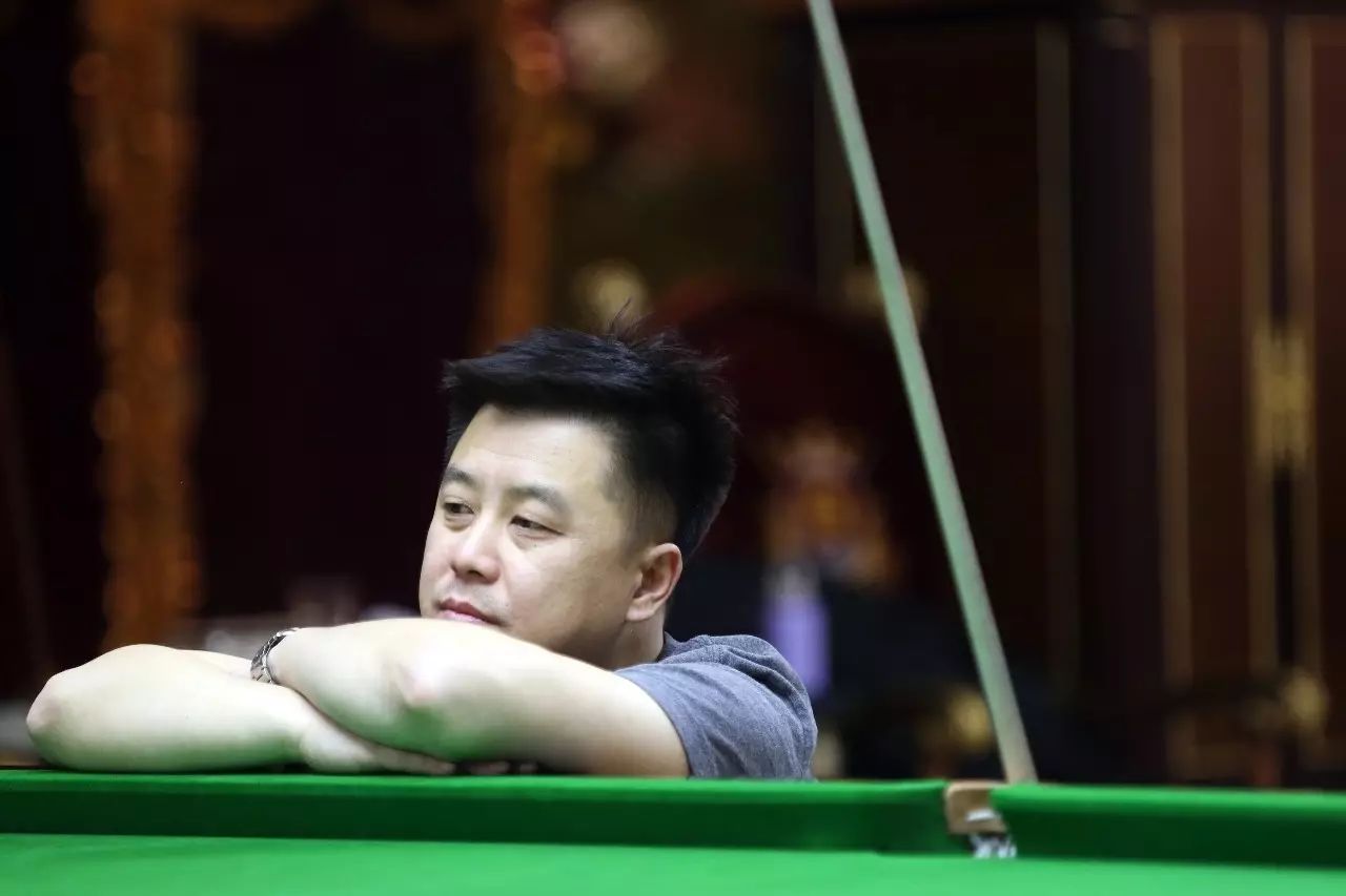 中国队通过 中国队通过